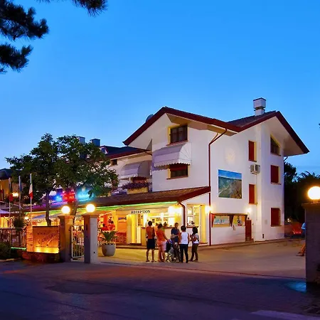 Campeggio Parco Capraro 3*